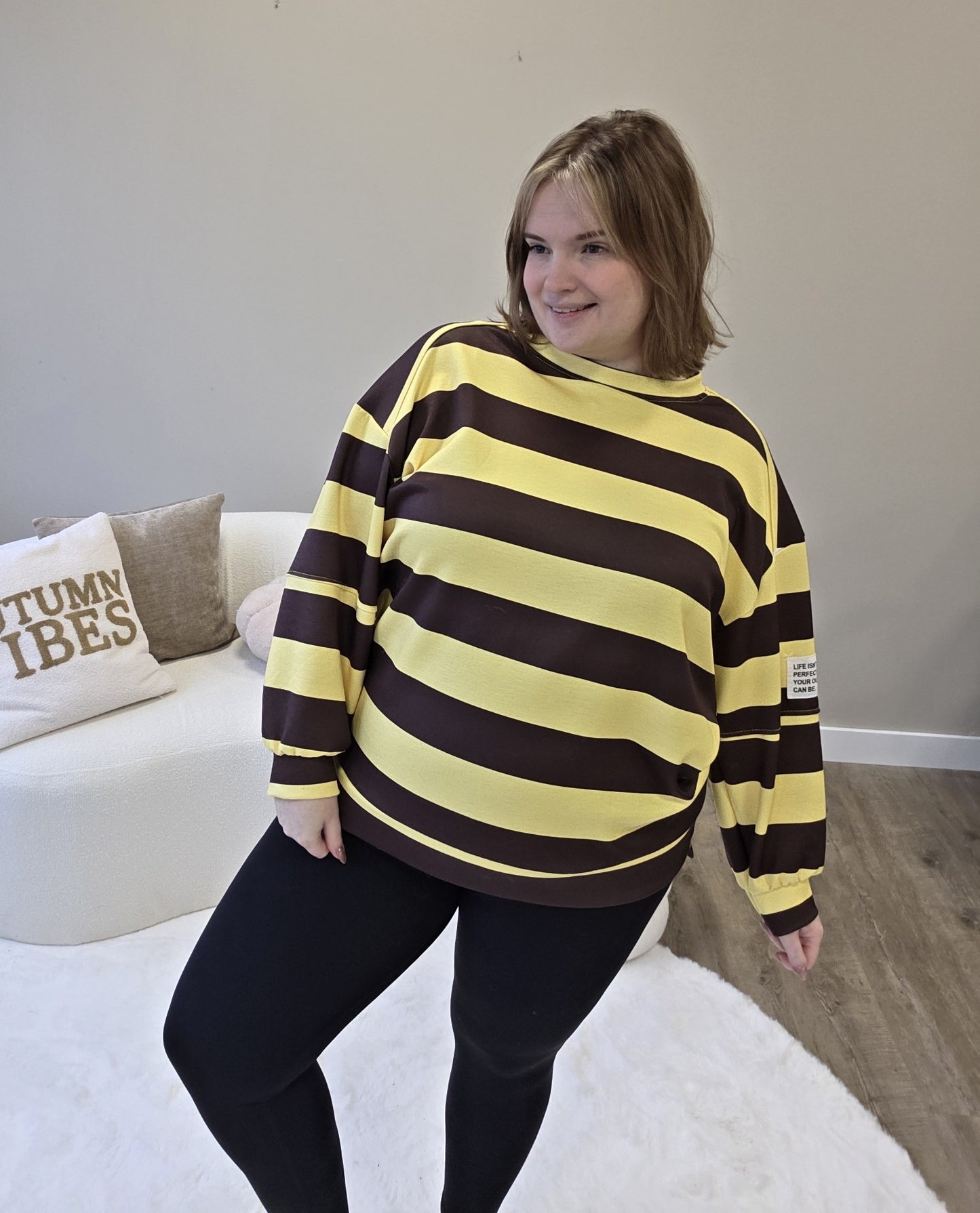 Embleem Sweater (In 4 kleuren)