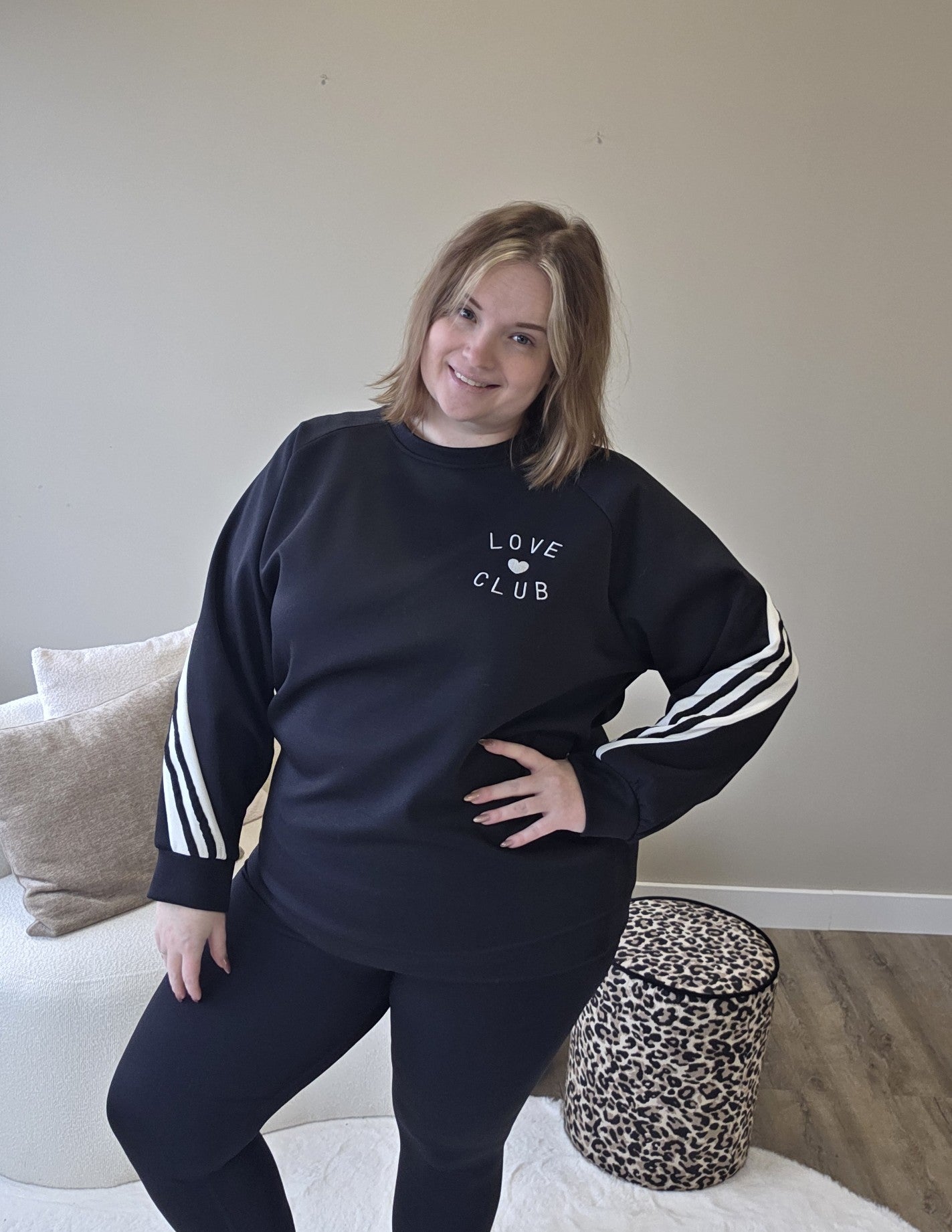 Love Club Sweater (In 2 kleuren)