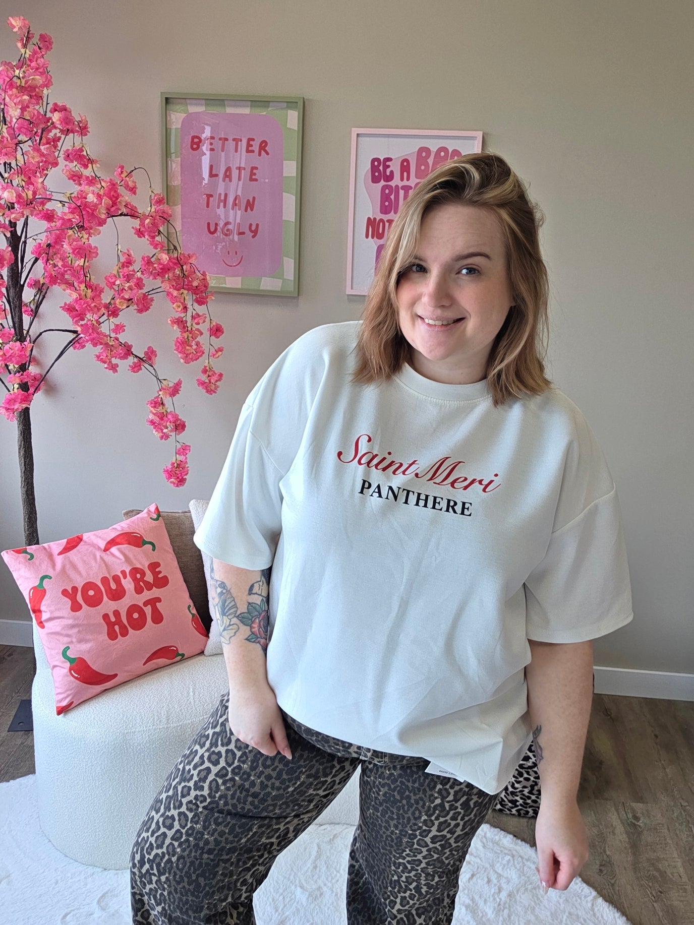 Saint Meri T-shirts (In 2 kleuren)