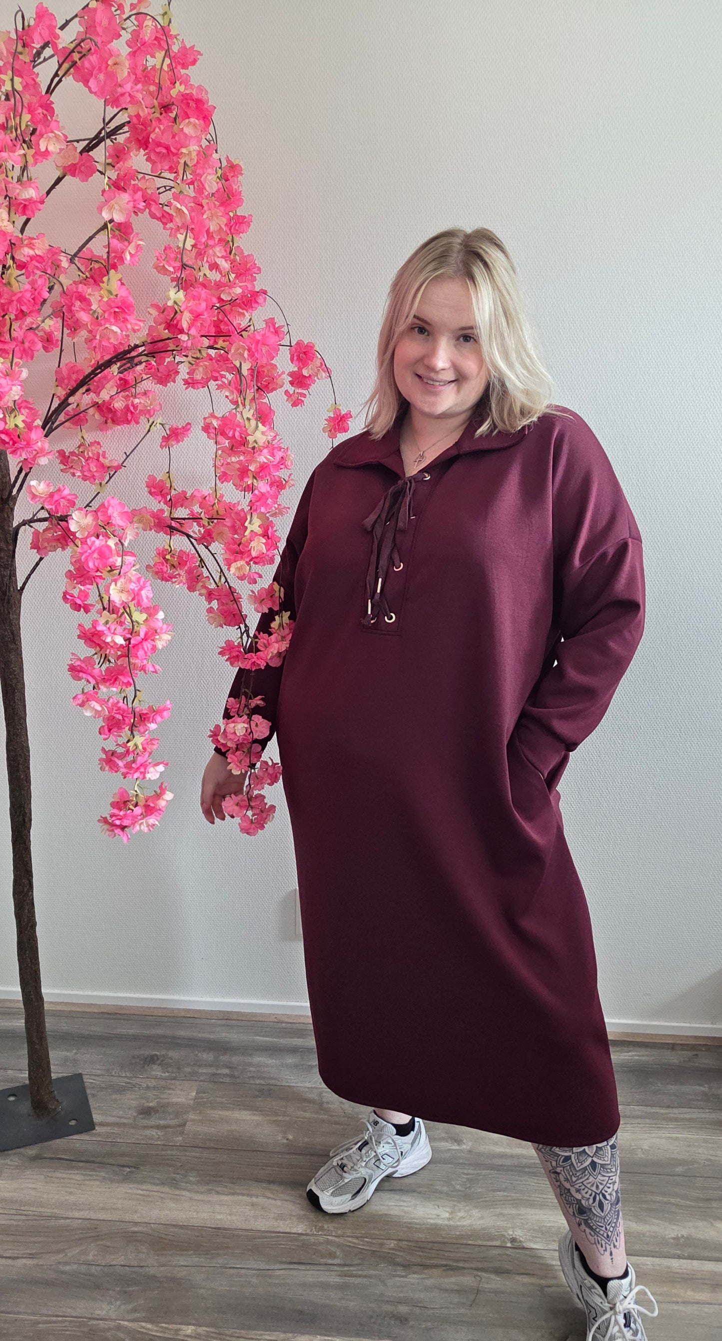 Jenna Lace Dress (In 4 kleuren)