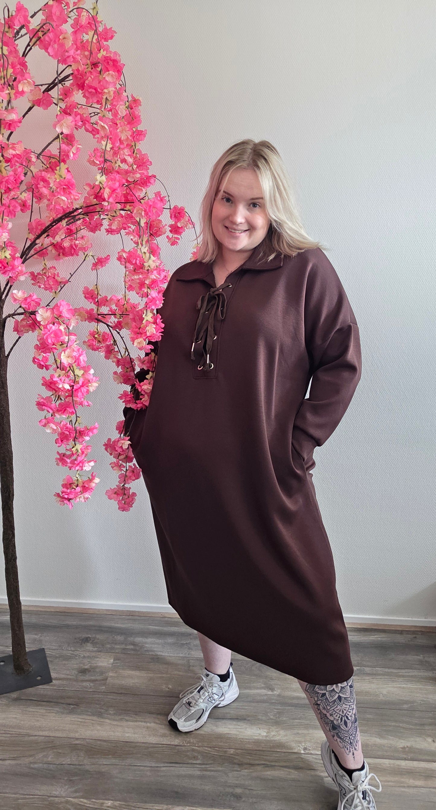 Jenna Lace Dress (In 4 kleuren)