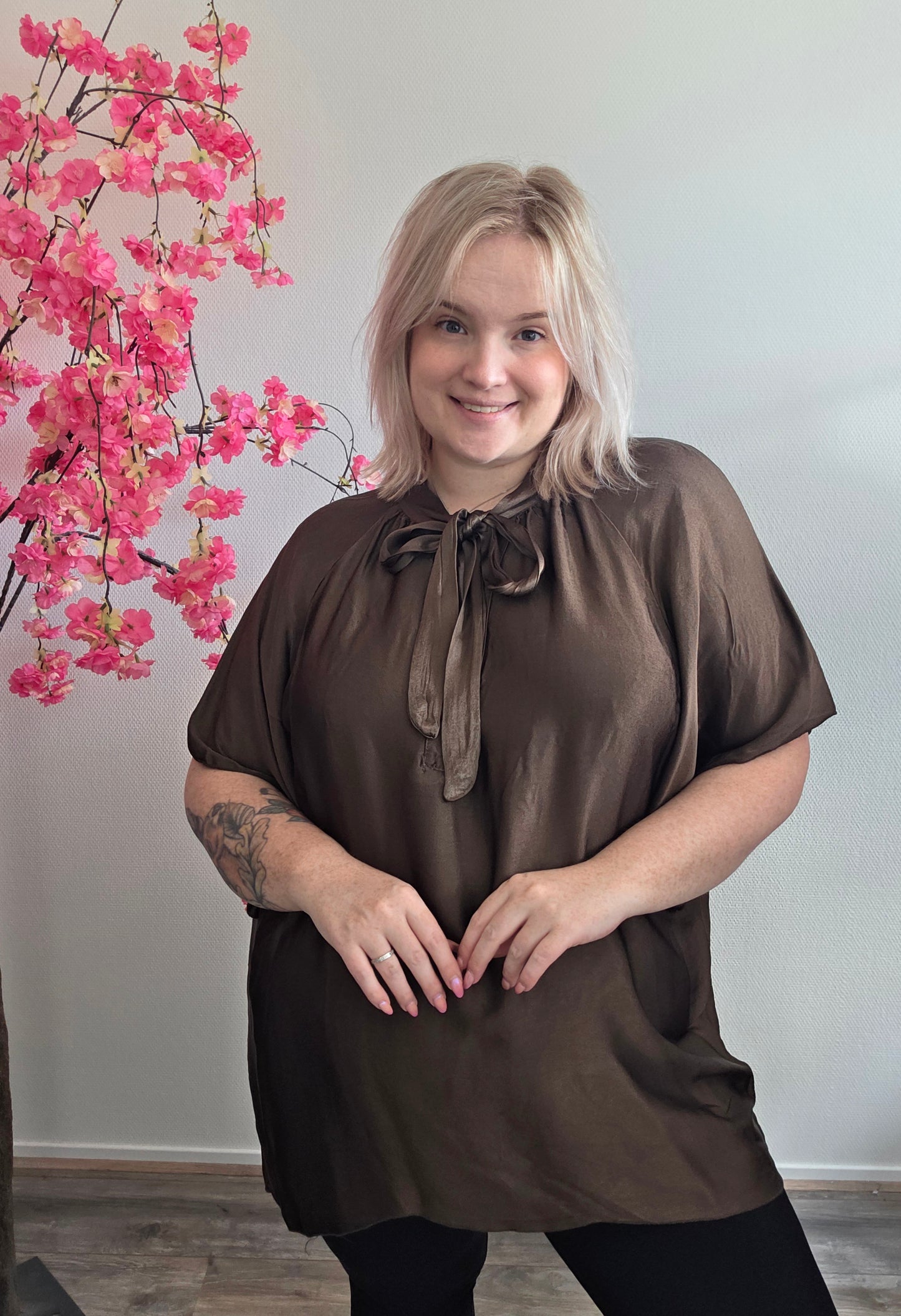 Shiny Blouse (In 4 kleuren)