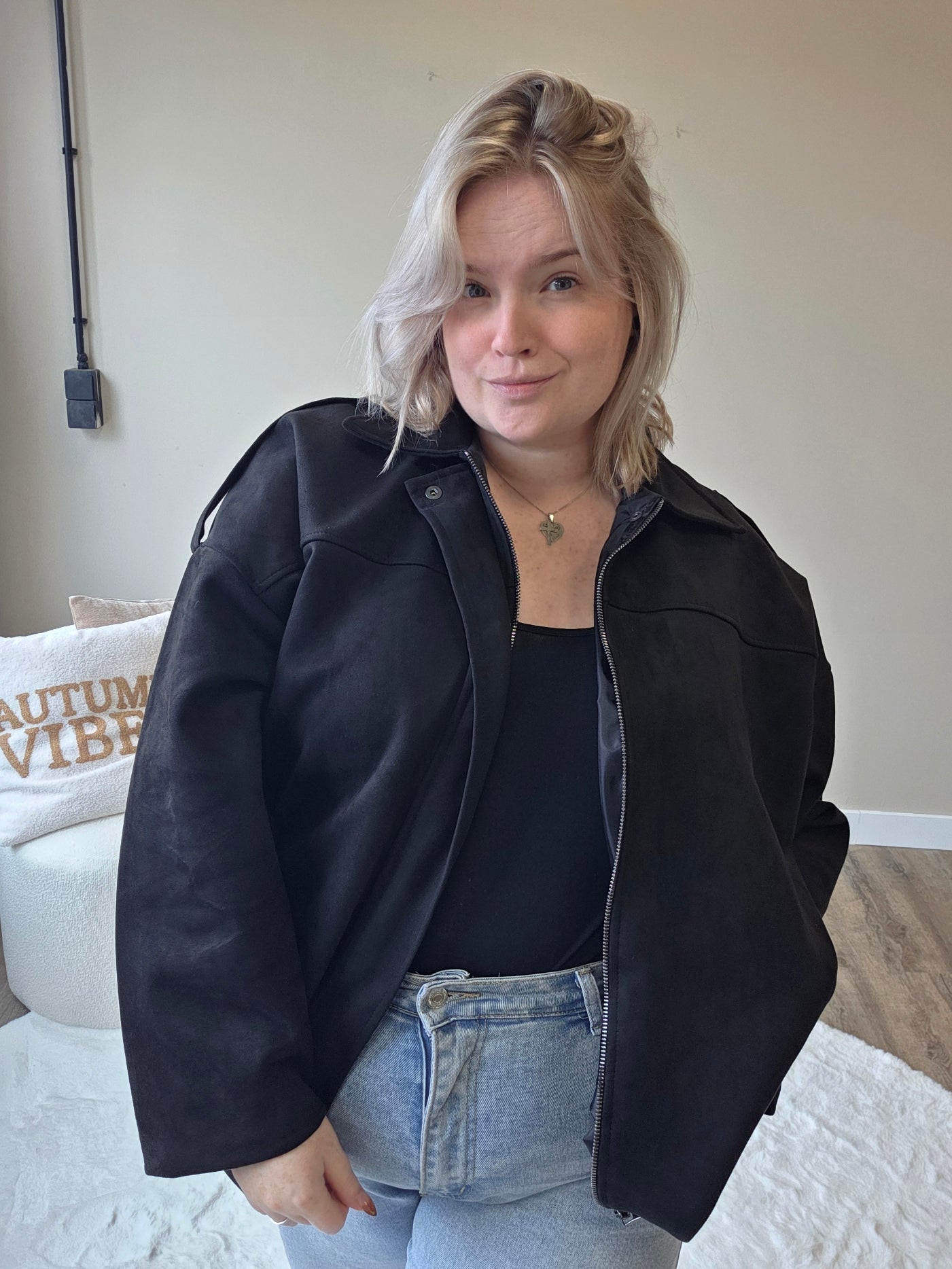 Suède Bomber Jacket (in 4 Kleuren)