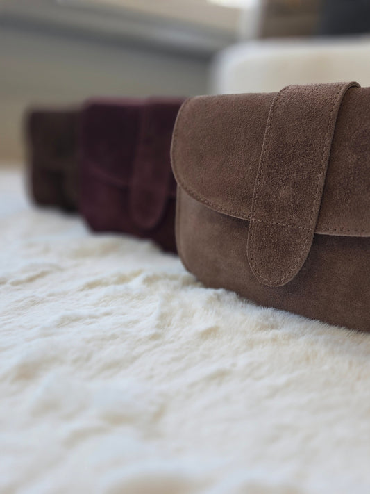 Maan - Suede Crossbody Dark Taupe