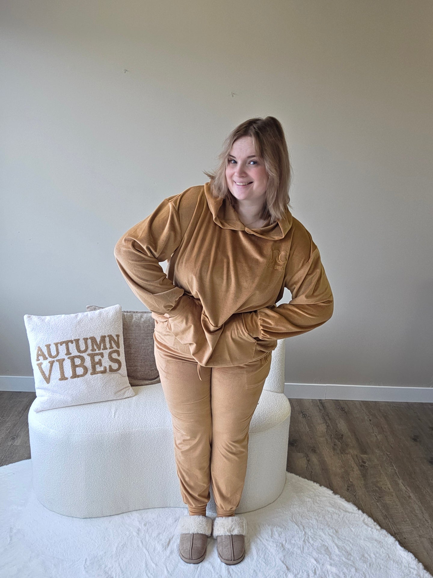 NC Loungewear Velvet Pak Winnie The Brown