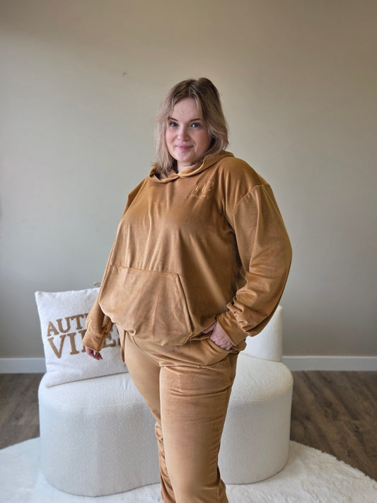 NC Loungewear Velvet Pak Winnie The Brown