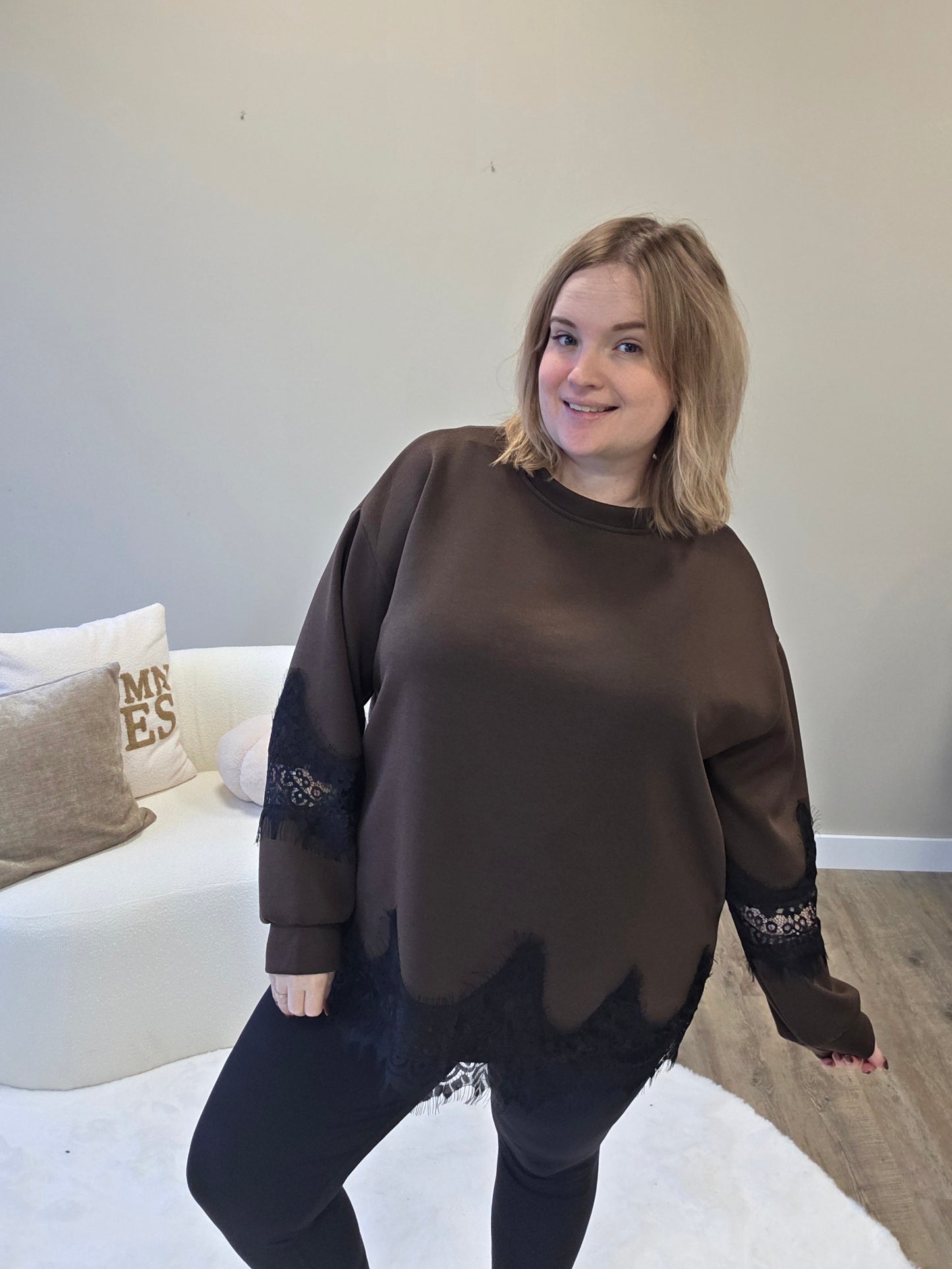 Trui Met Kant (In 3 kleuren)