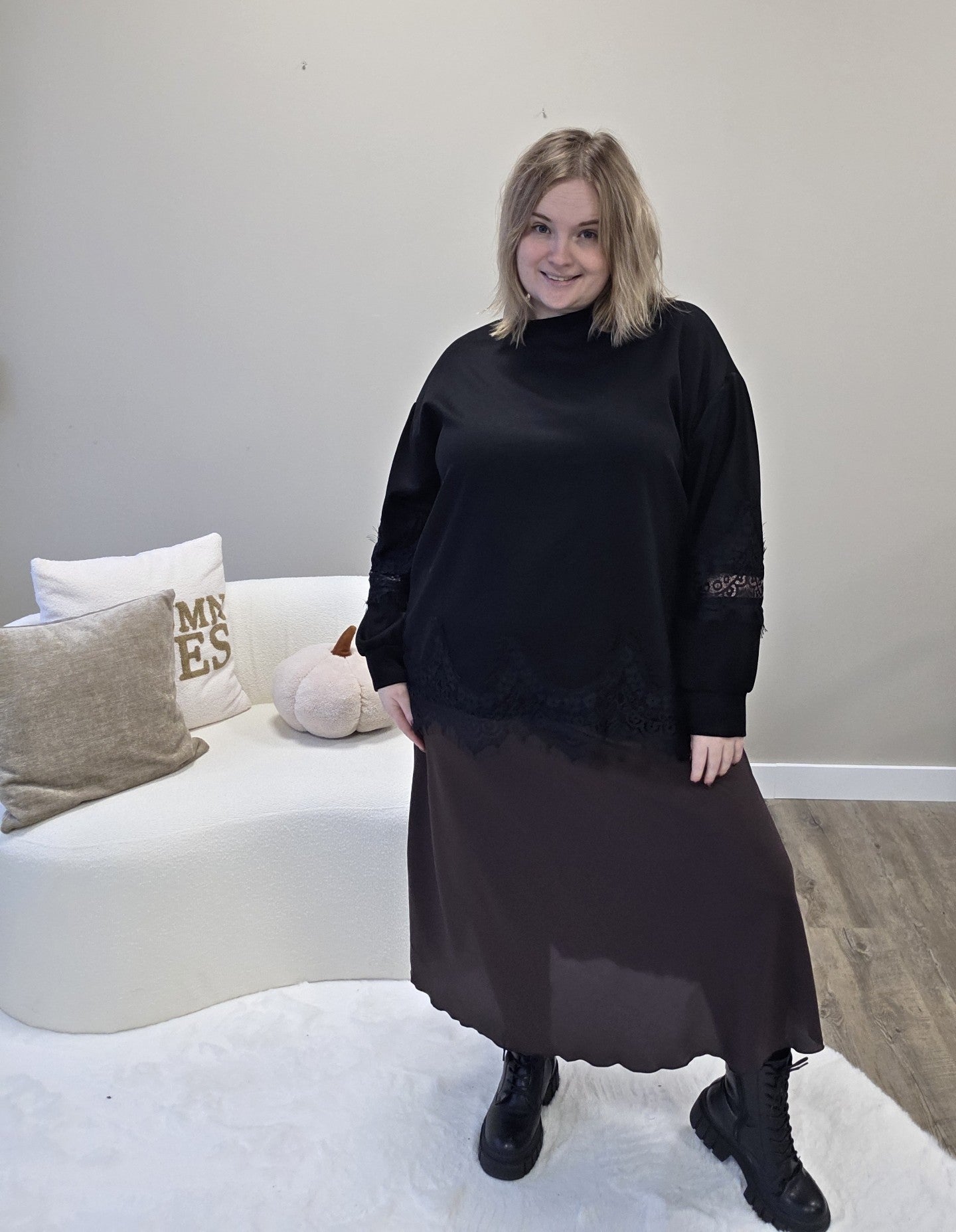 Satin Look Skirt (In 2 kleuren)