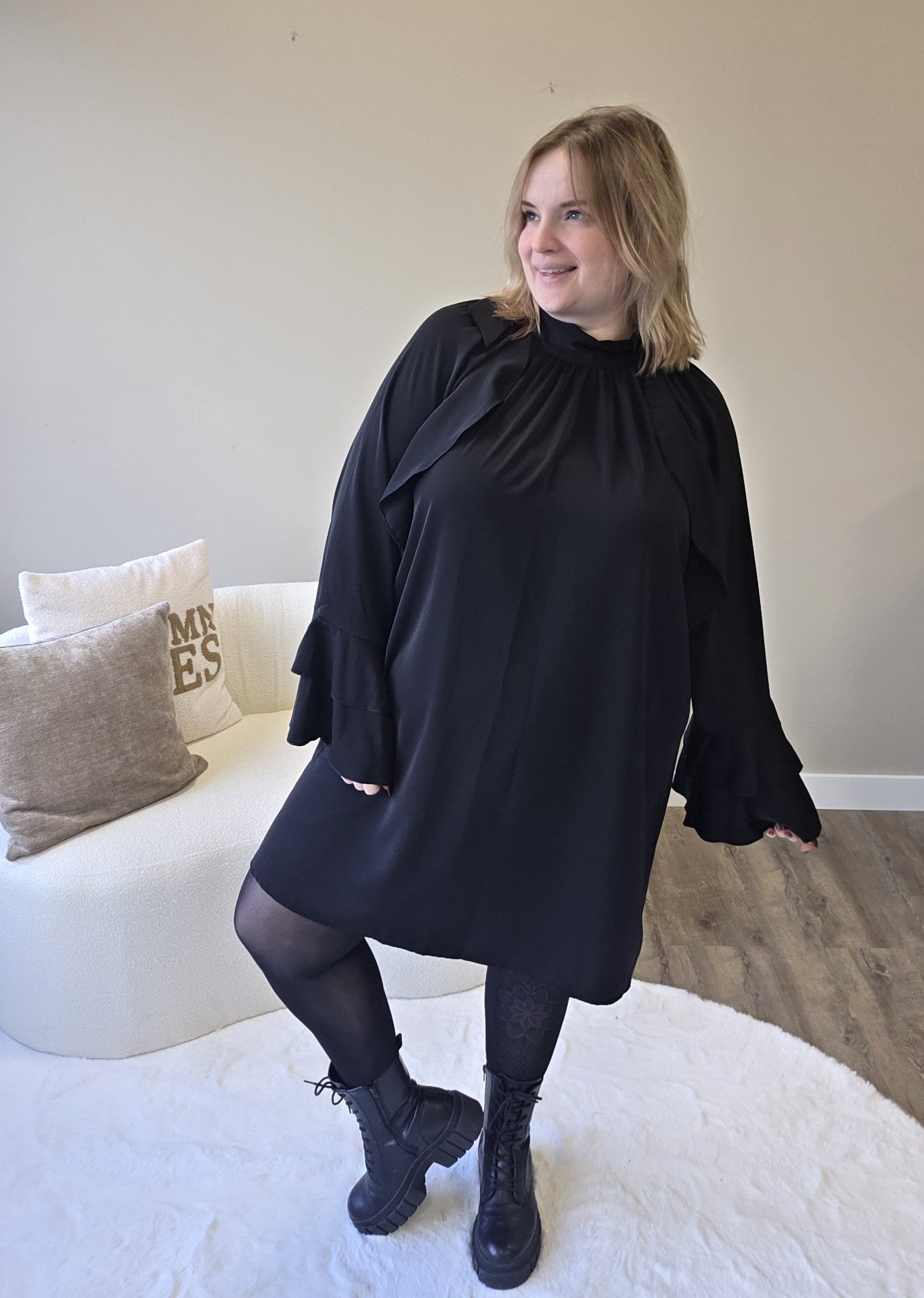 Ruffel Jurk (In 2 kleuren)