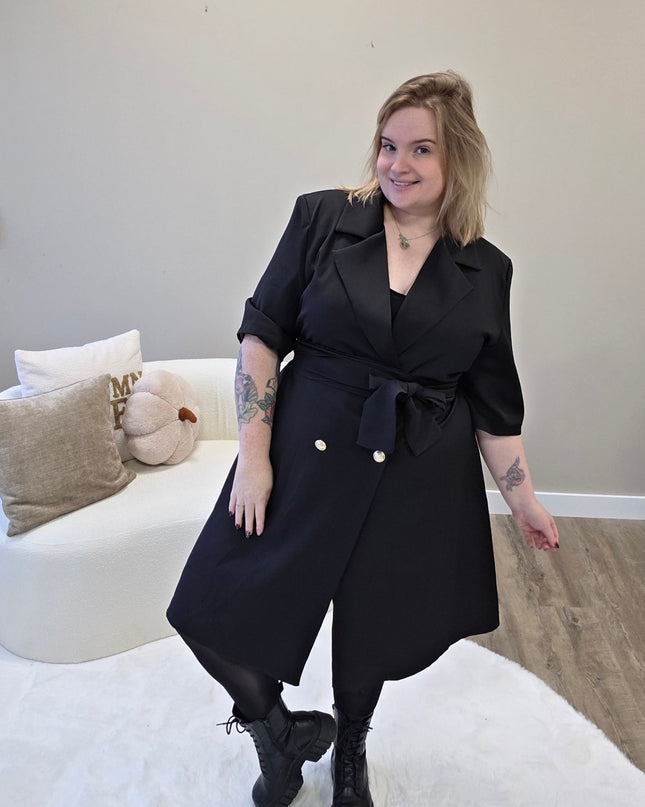 Nikki Curvelly Exclusive Blazer Dress Black