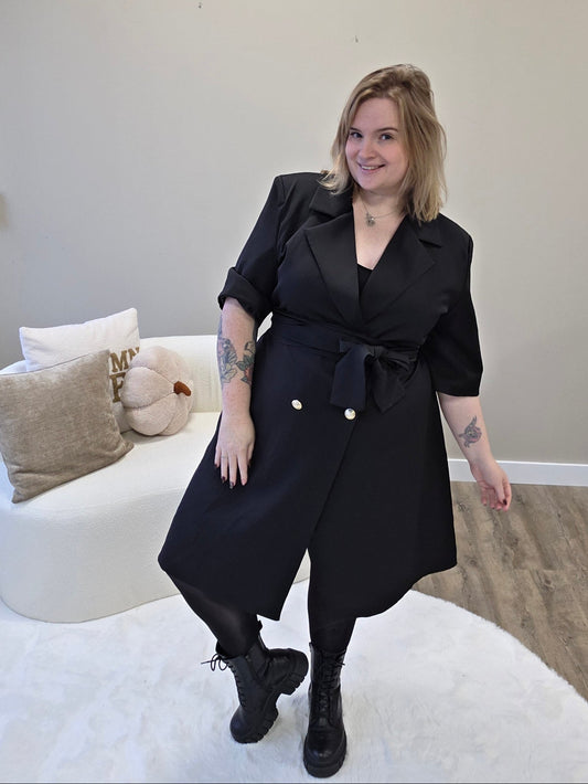 Nikki Curvelly Exclusive Blazer Dress Black