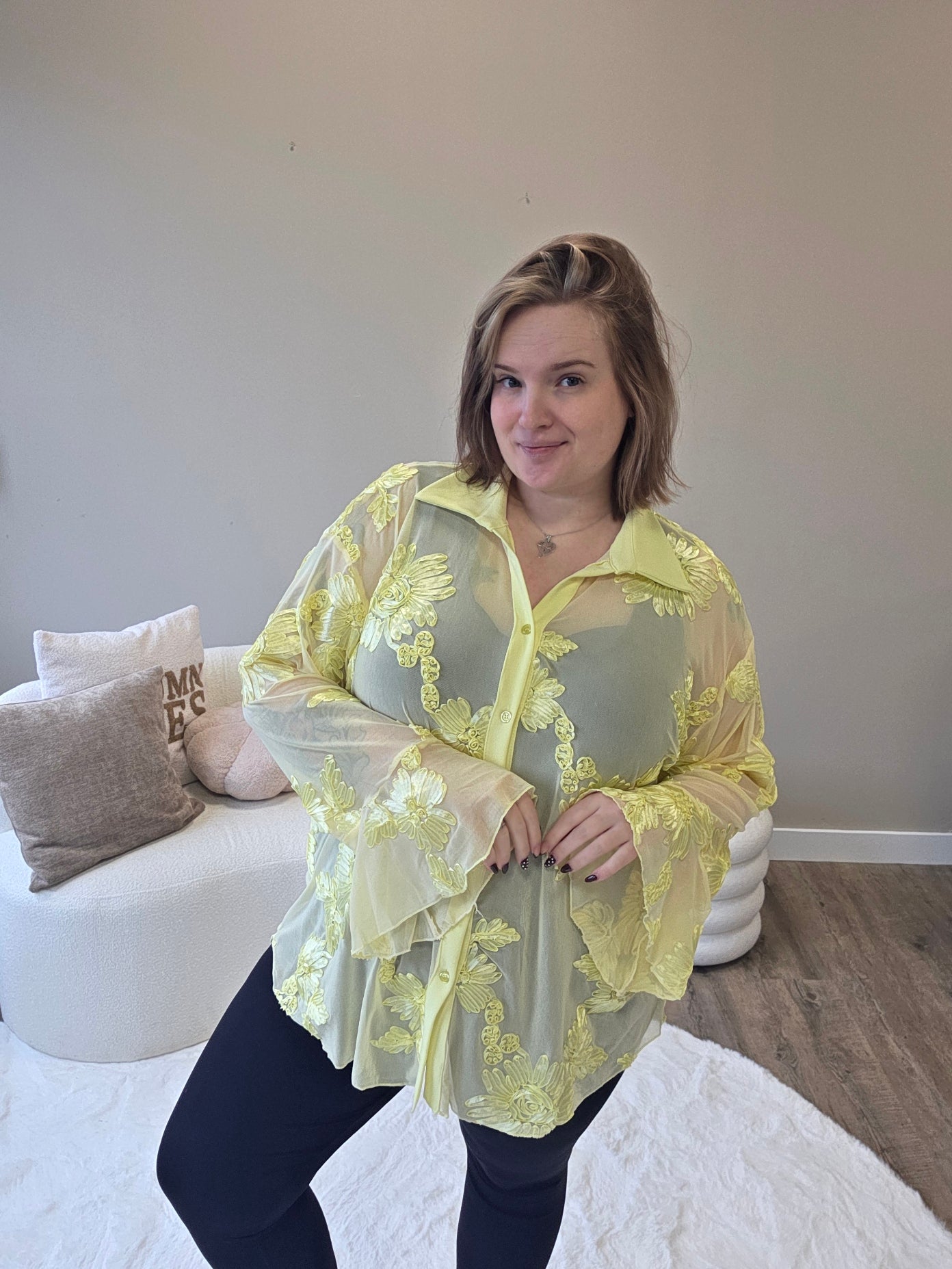 Flower Mesh Blouse (In 2 kleuren)