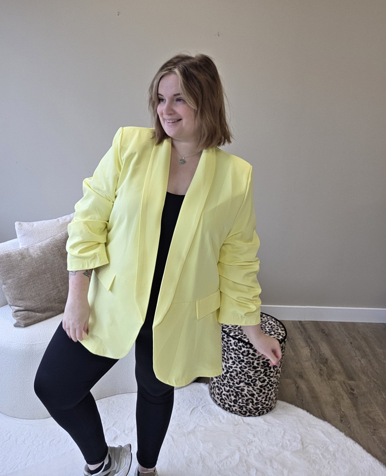 Basic Aurelie Blazer (in 5 kleuren)