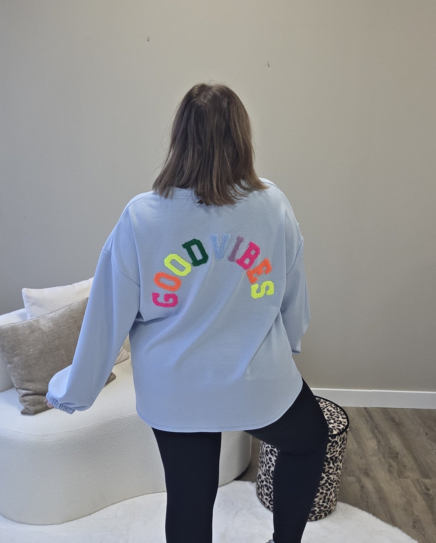 Goodvibes Rainbow Sweaters (In 4 kleuren)