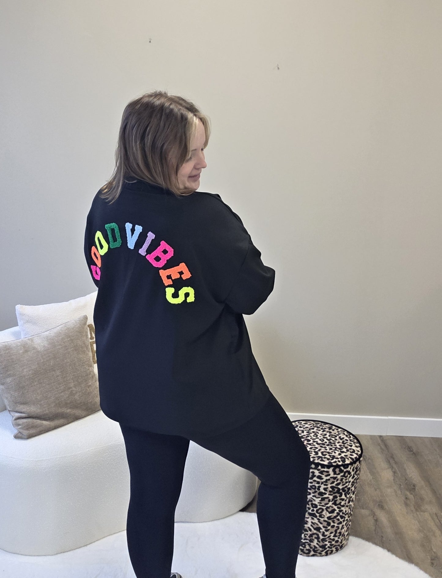 Goodvibes Rainbow Sweaters (In 4 kleuren)