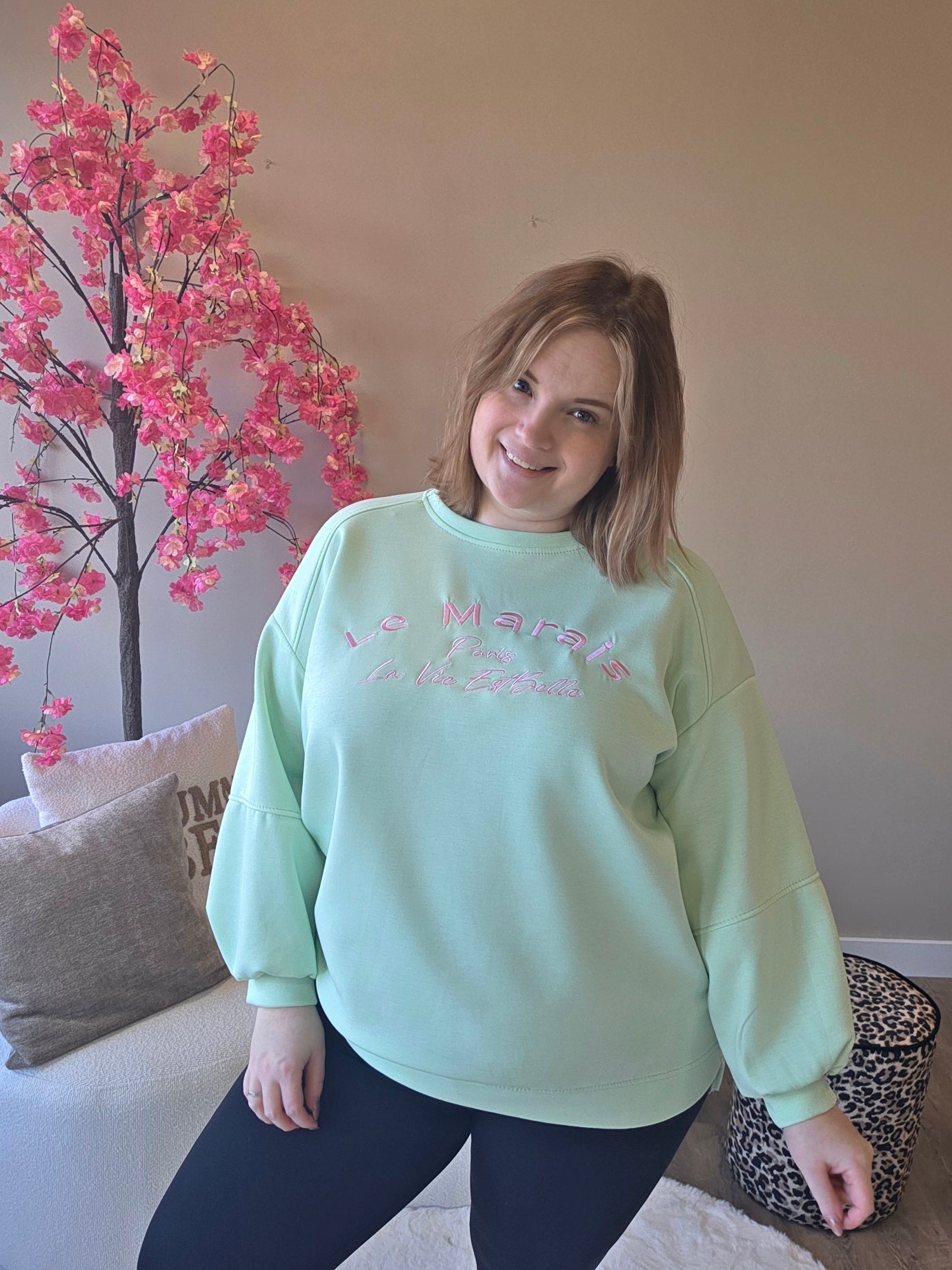 Le Marais Sweaters (In 6 kleuren)