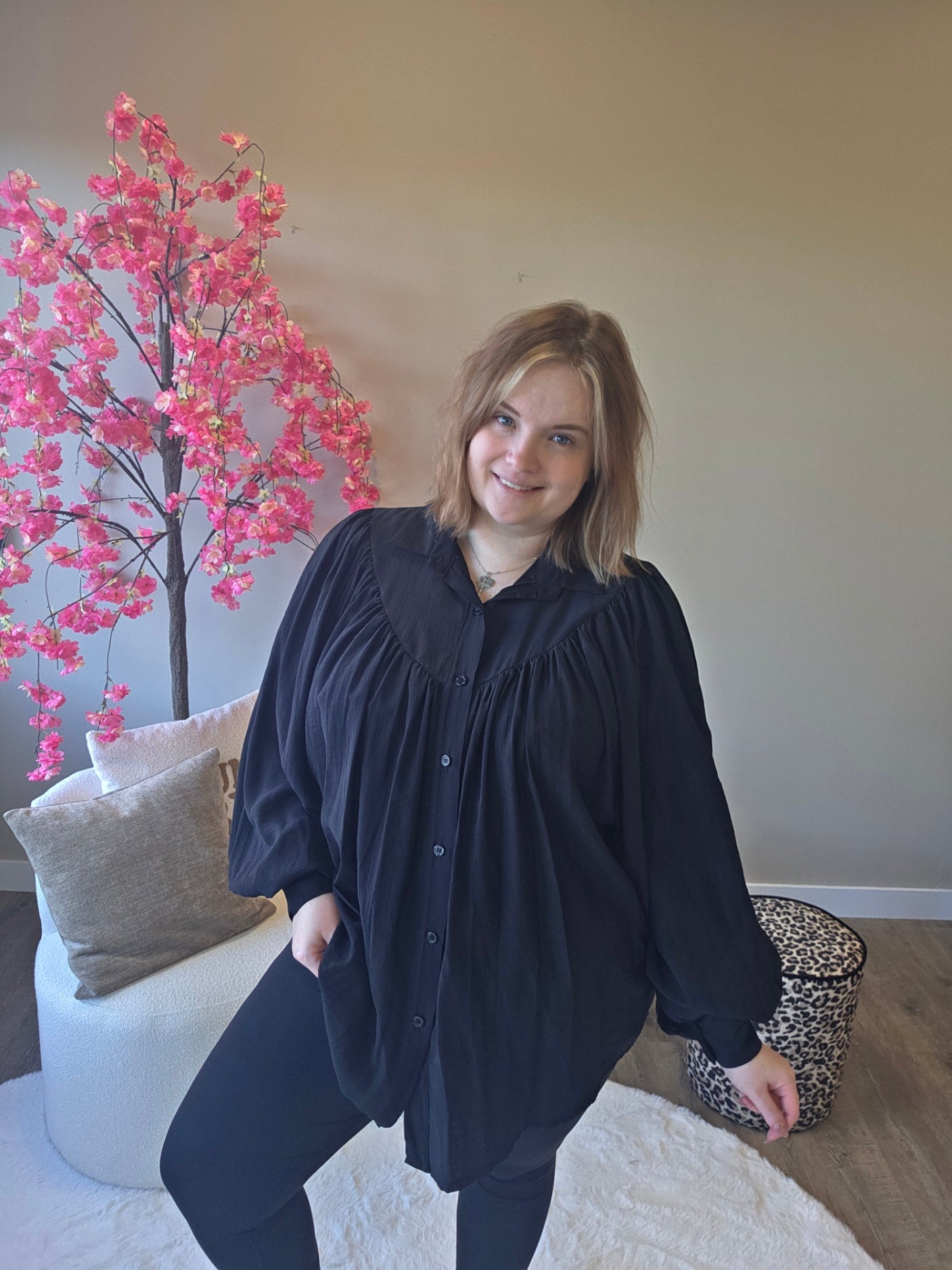 Mindy Flowy Blouse (In 4 kleuren)