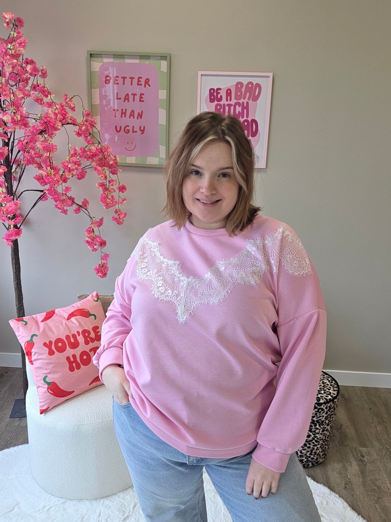 Sweater met kant (In 5 kleuren)