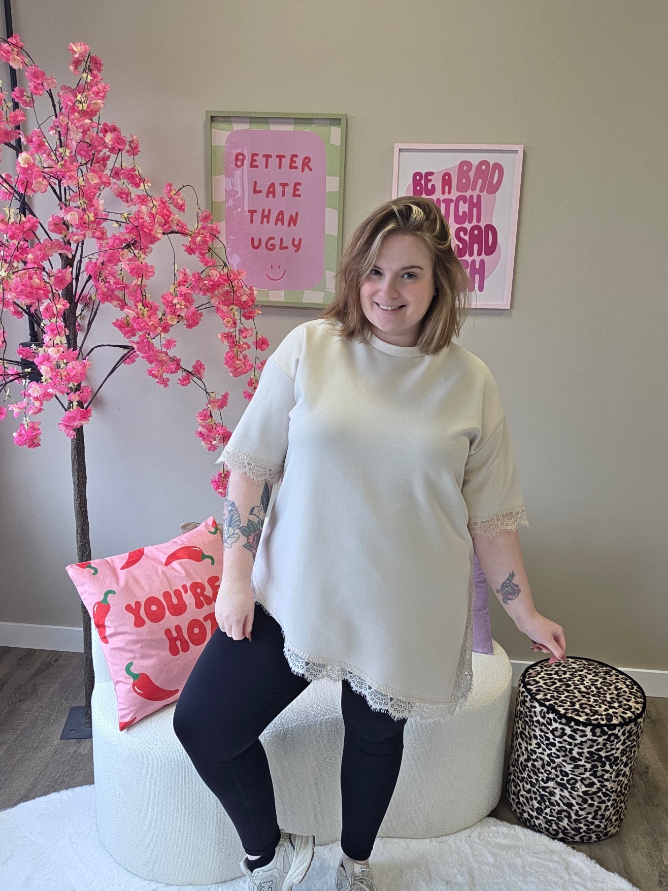 T-Shirt met kant schuin (In 4 kleuren)