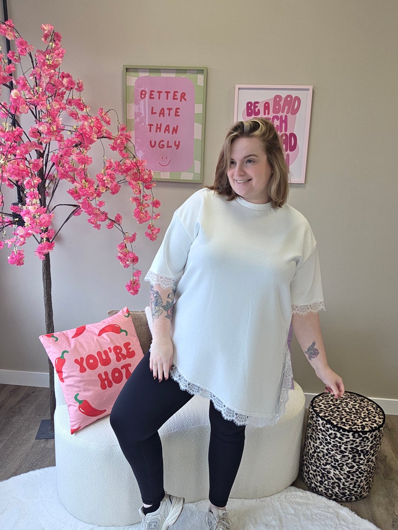 T-Shirt met kant schuin (In 4 kleuren)