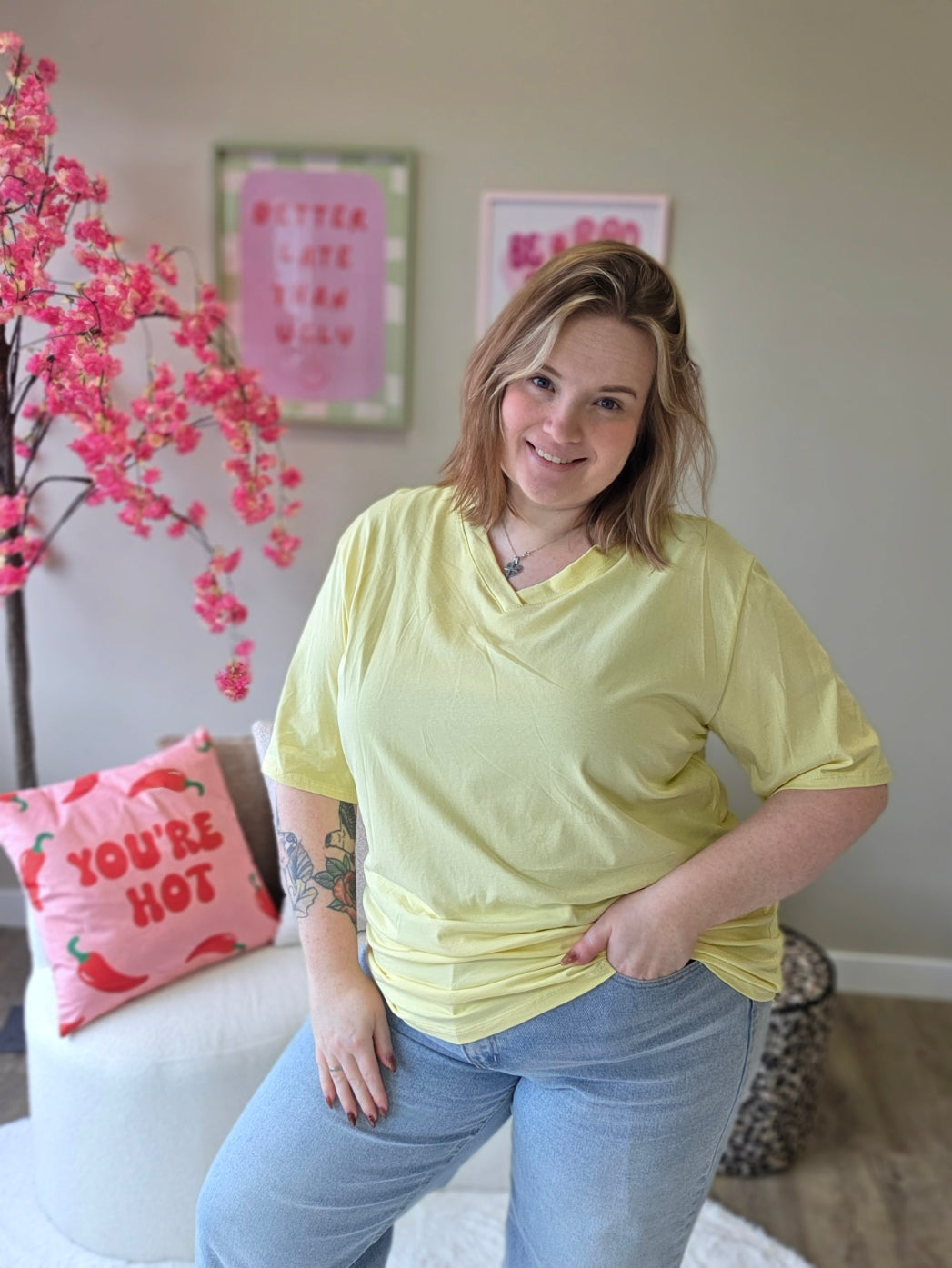 V-hals T-shirts (In 4 kleuren)