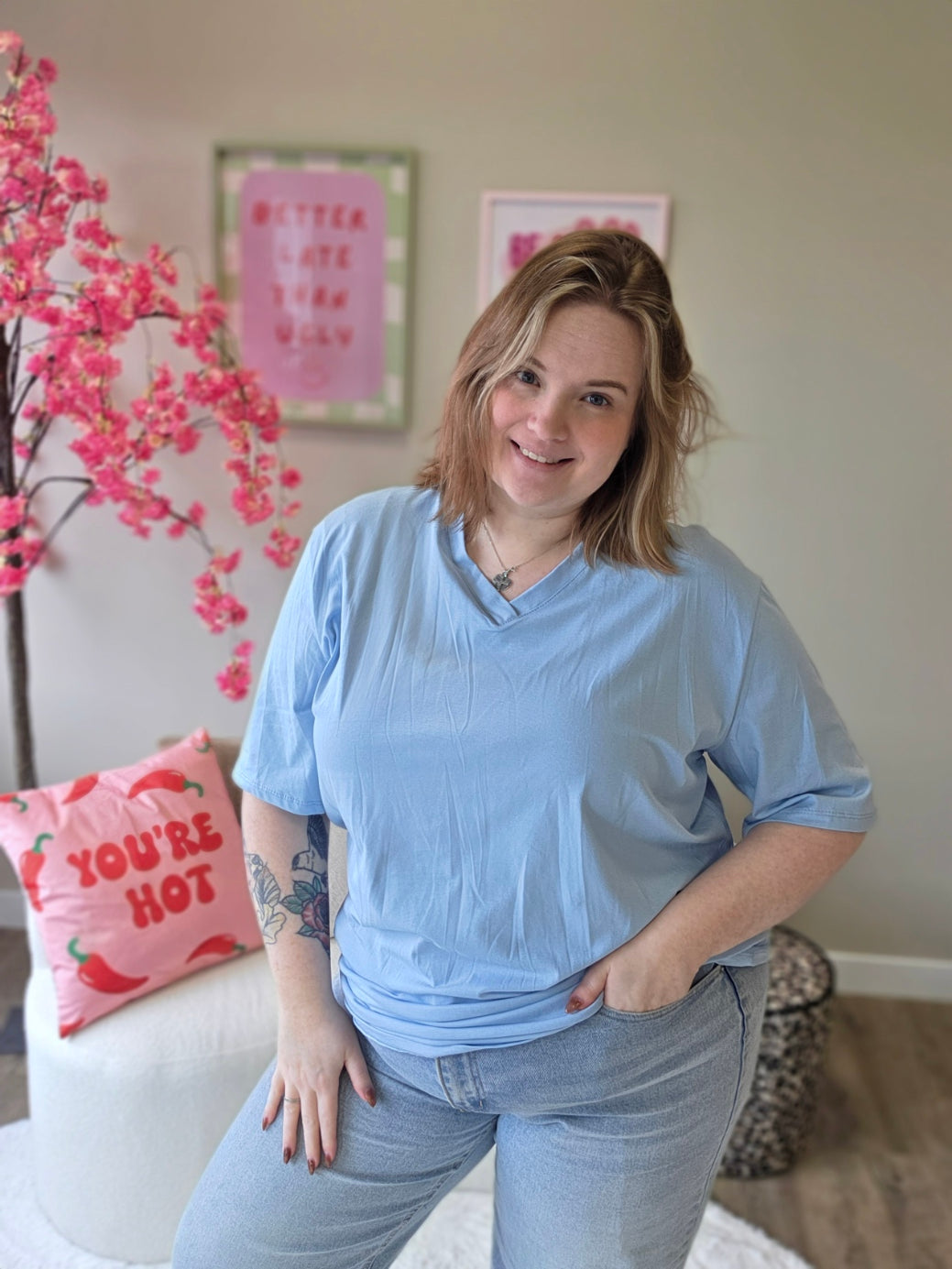 V-hals T-shirts (In 4 kleuren)