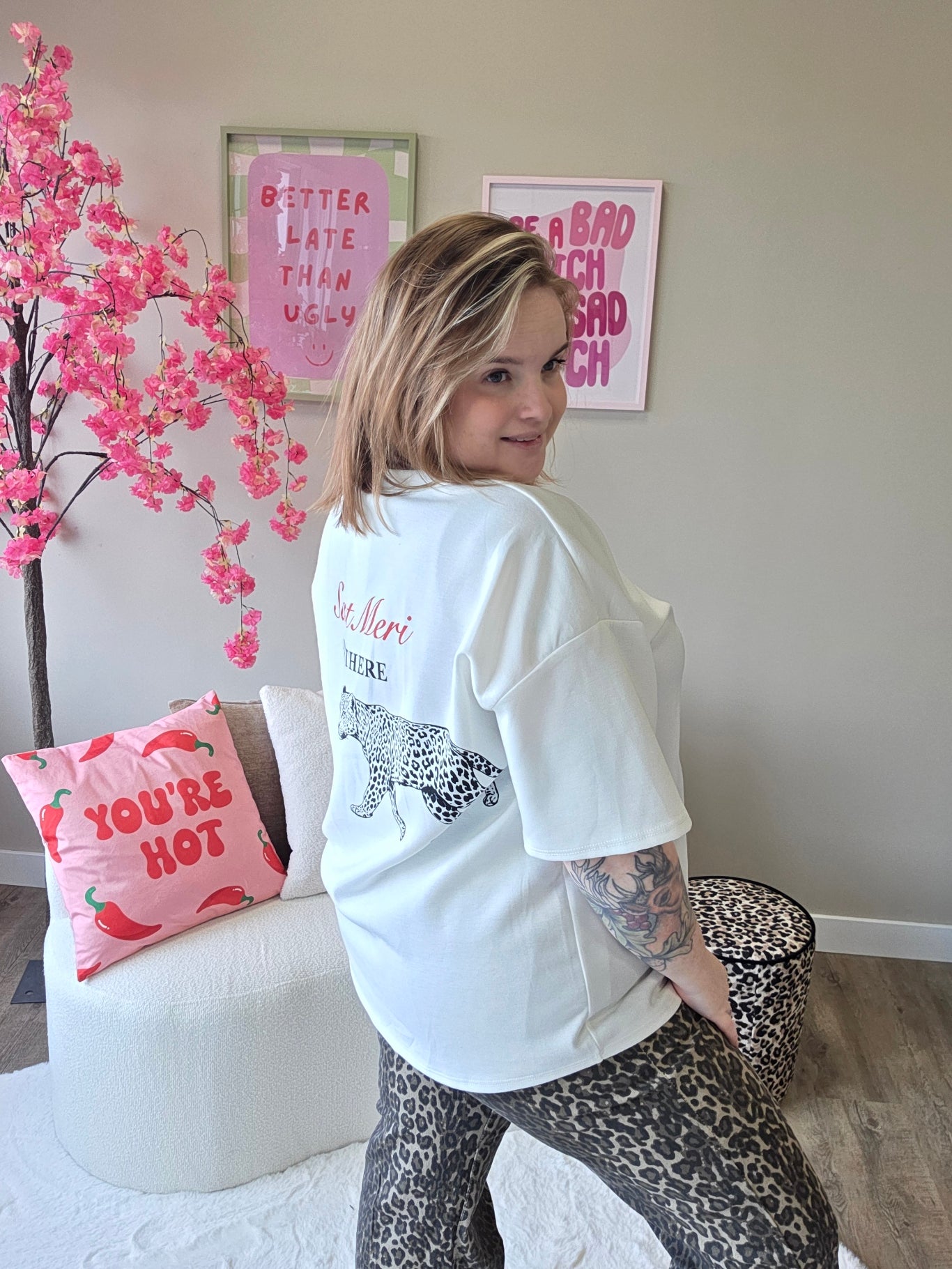 Saint Meri T-shirts (In 2 kleuren)