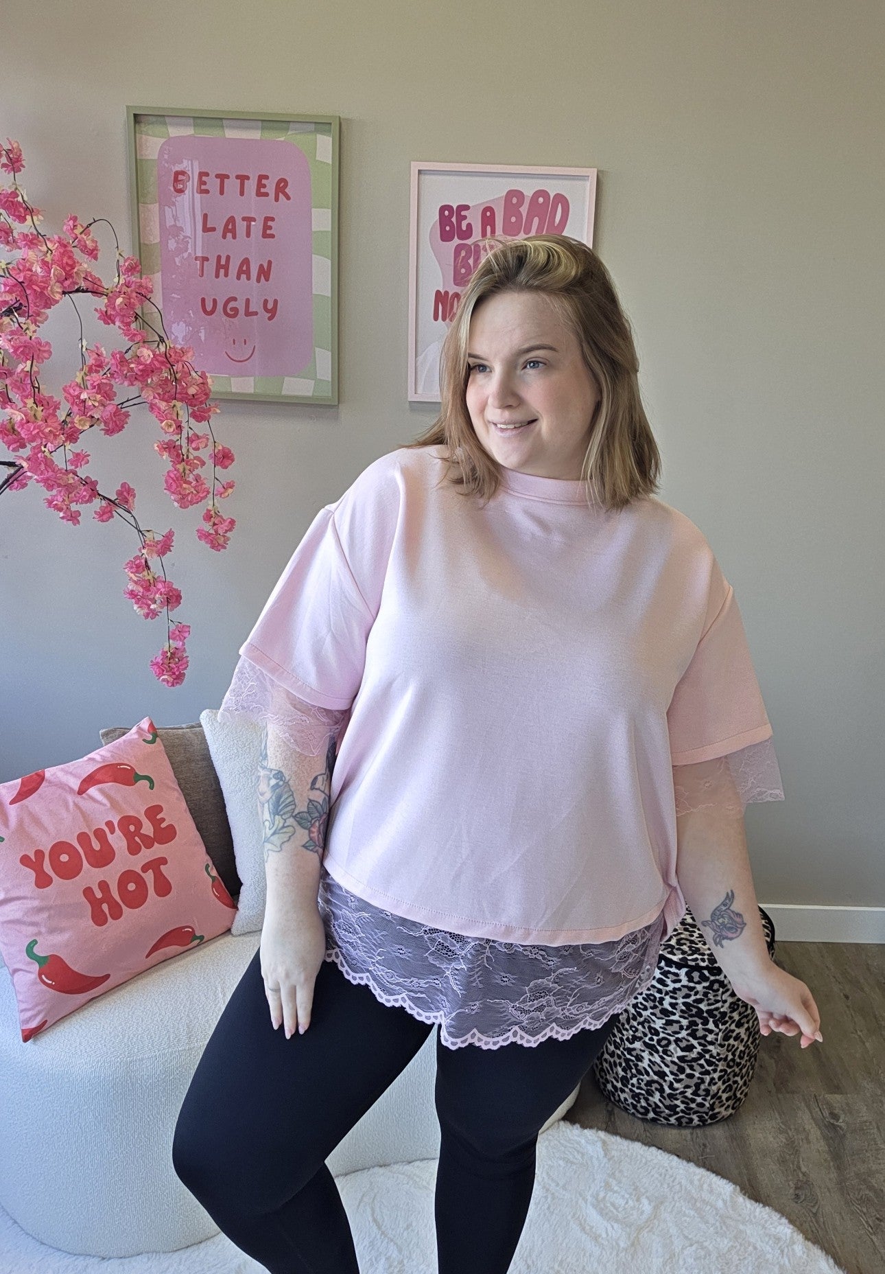 T-shirts met kant (In 2 kleuren)