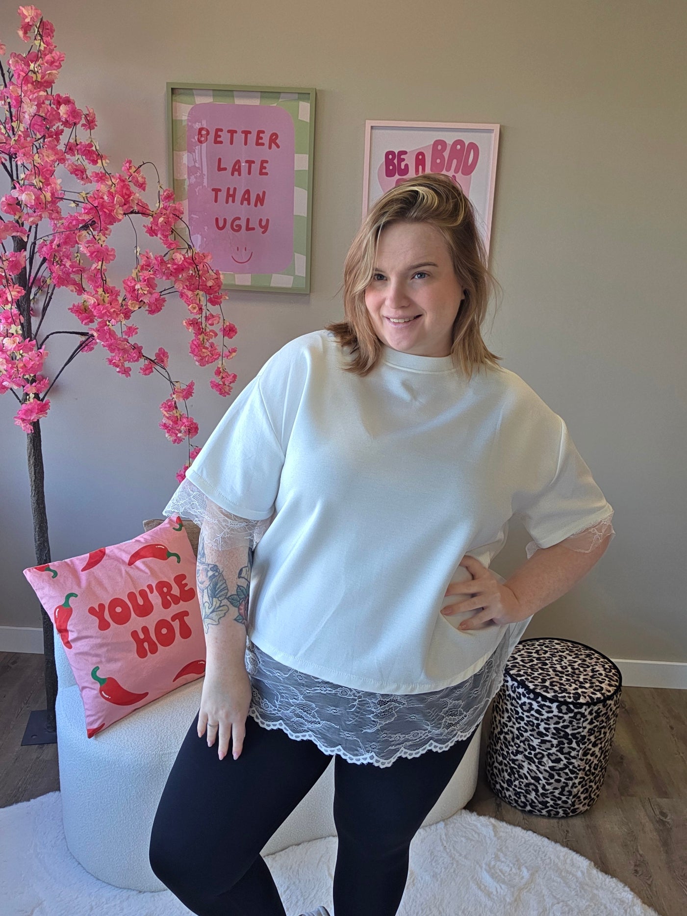 T-shirts met kant (In 2 kleuren)