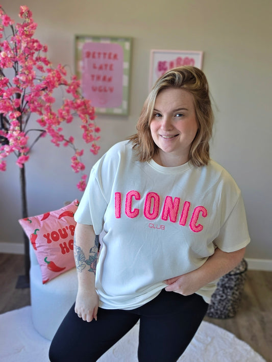 ICONIC Tee´s  (In 5 kleuren)