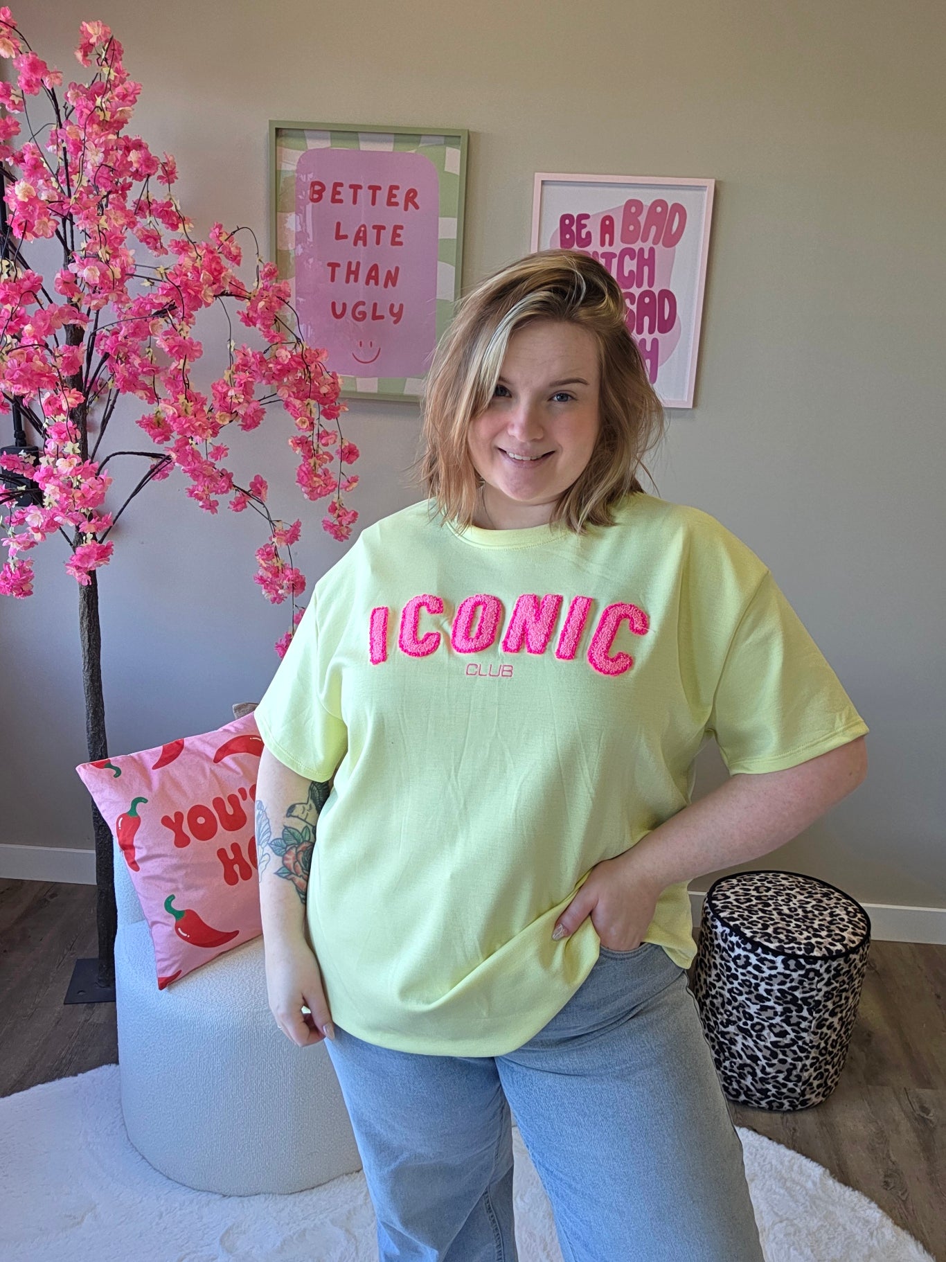 ICONIC Tee´s  (In 5 kleuren)