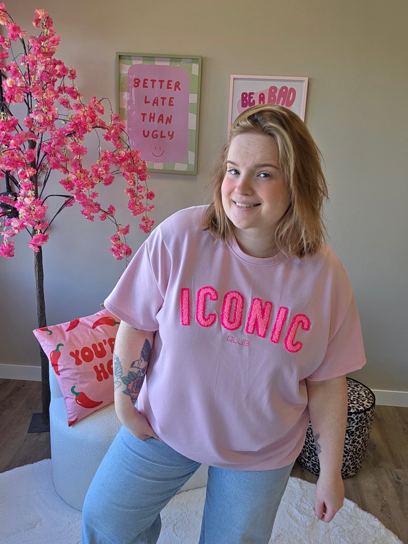ICONIC Tee´s  (In 5 kleuren)