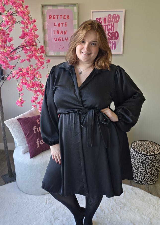 Satin look wikkeljurk kort (In 5 kleuren)