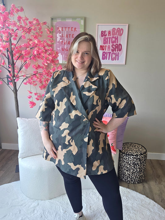Nikki Camo Blazers (In 2 kleuren)