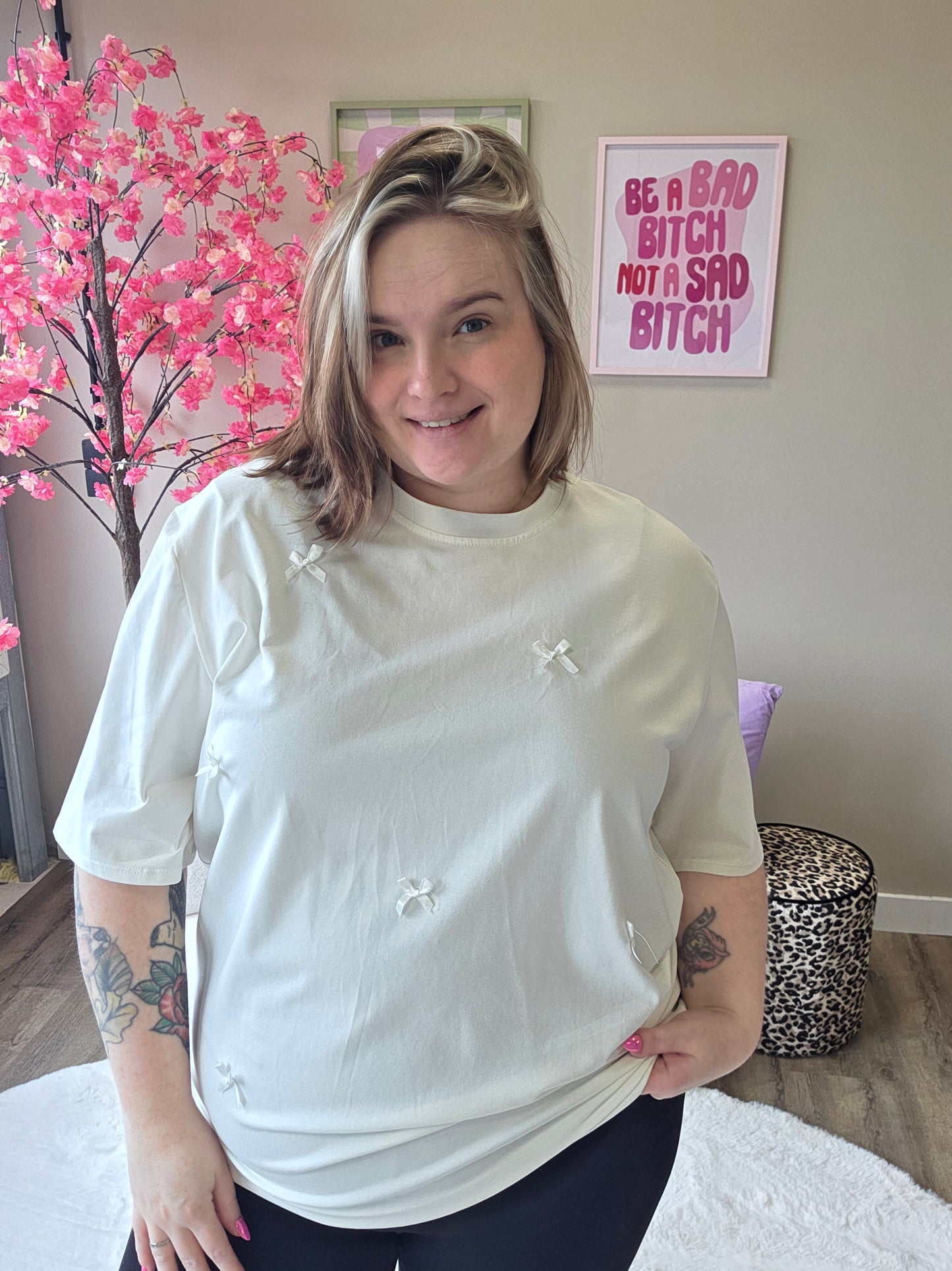 Strikjes Tee's (In 5 kleuren)