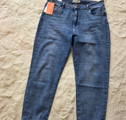 Kathy Jeans Mom Fit Blauw | C120