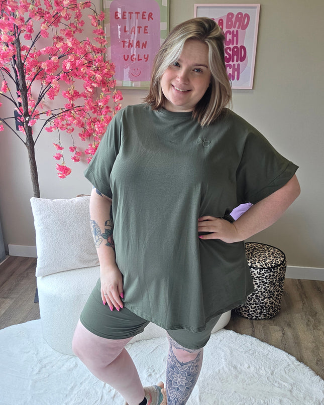 Nikkicurvelly exclusive lounge set army groen