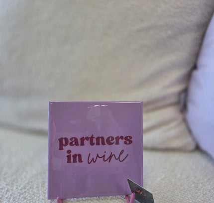 Tegeltje Partners in wine