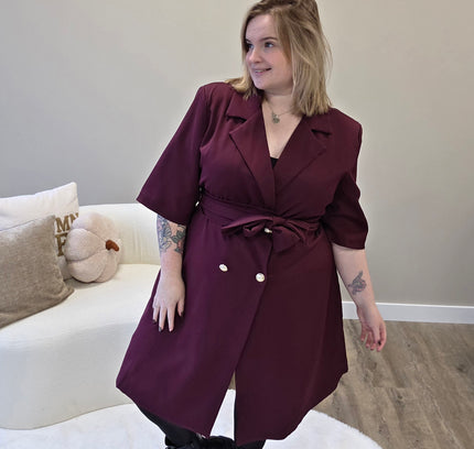 Nikki Curvelly Exclusive Blazer Dress Burgundy