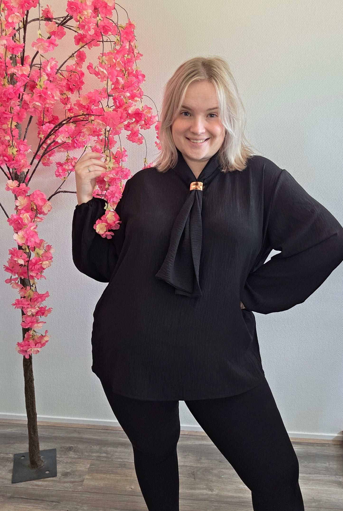 Blouse Met Stropdas (In 3 kleuren)