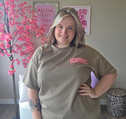 Iconic club tee's (In 4 kleuren)